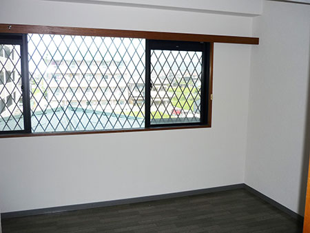 天井、壁クロス張替え、クッションフロアー張替え、ソフト巾木張替え