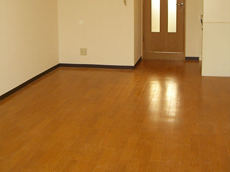 フローリング・ソフト巾木施工 完成