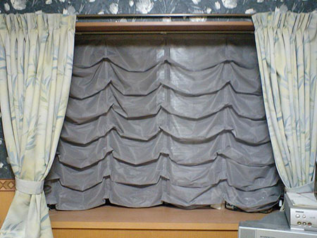 カーテン取り付け