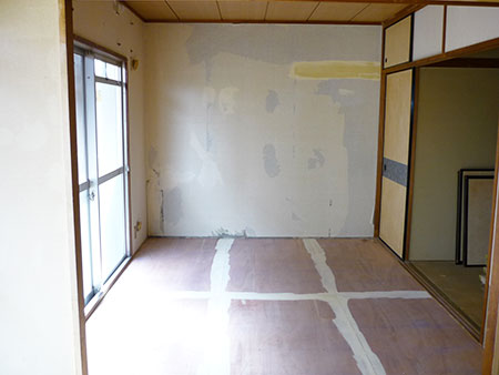 床上げ　壁パテ完了